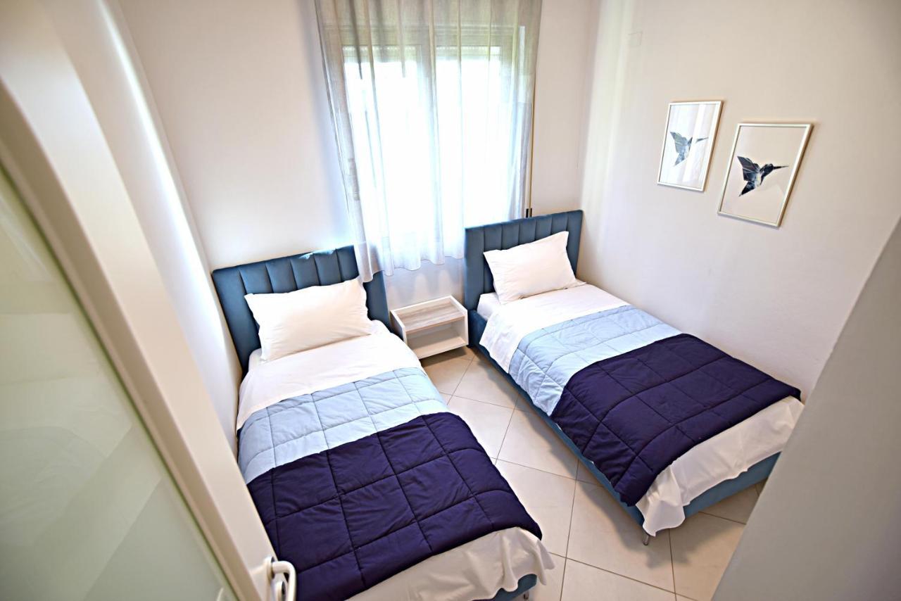 Sunrise Suites Vlorë Екстериор снимка